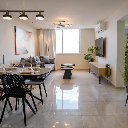Yalarent Jasmine 3Br Apt Lägenhet Eilat Exteriör bild