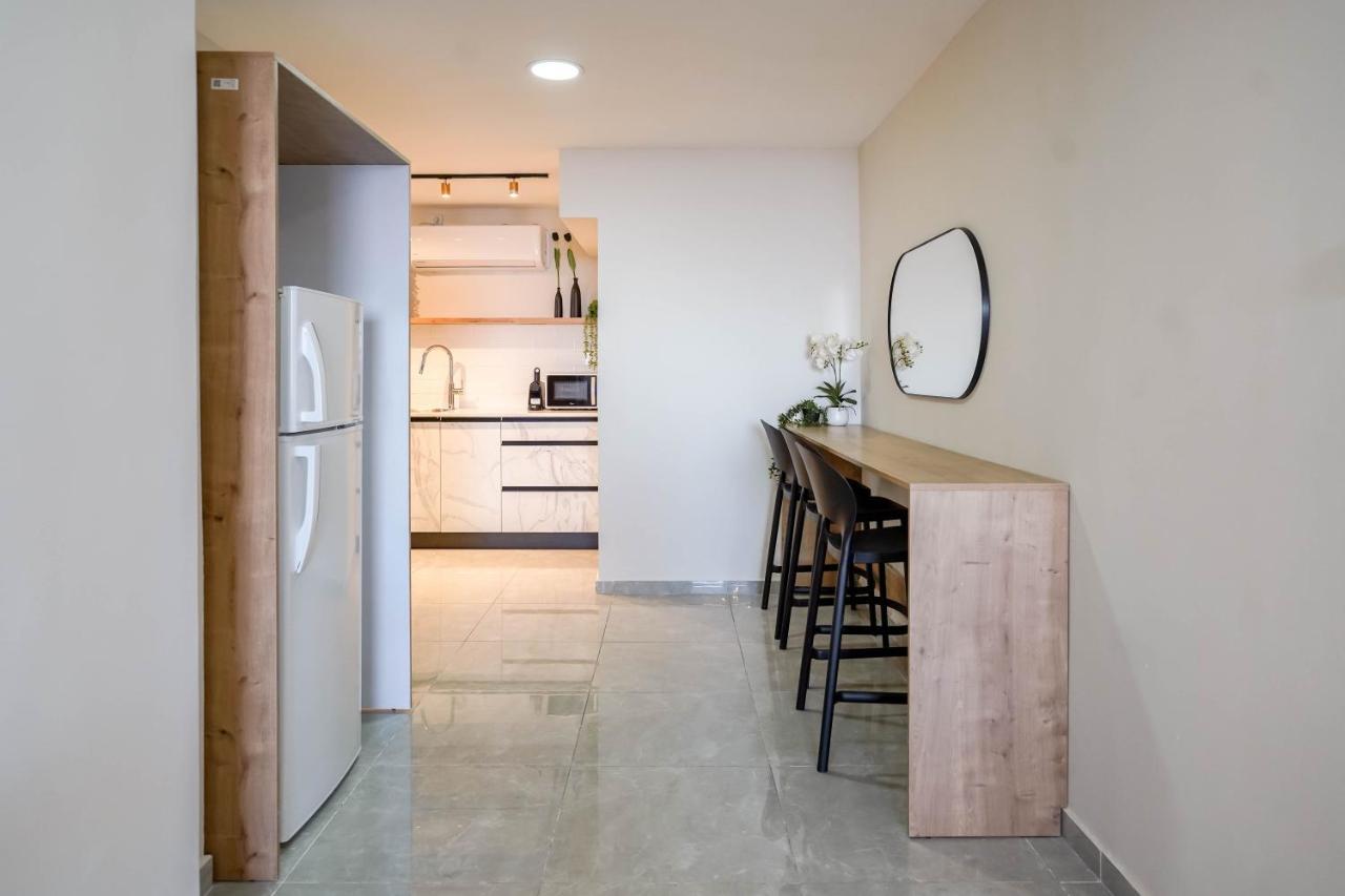 Yalarent Jasmine 3Br Apt Lägenhet Eilat Exteriör bild
